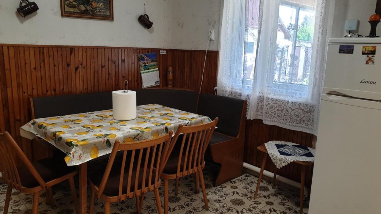 Ilona Apartmanok Балатонбоглар Екстер'єр фото